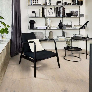 Hardwood Flooring BOEN Chaletino Oak Pale White Canyon Live Pure brushed