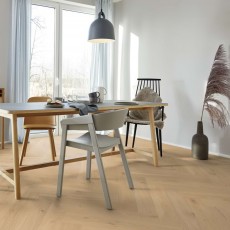 Parketlentės BOEN Herringbone 137 mm Ąžuolas Vivo Pale White Live Matt šukuotas