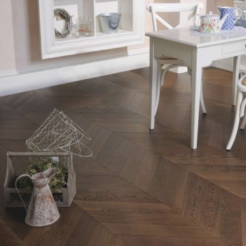 Parquet Flooring COSWICK Chevron Collectoin Oak Milk Chocolate 1173-3217