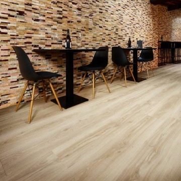 Luxury Vinyl Tile Moduleo Roots Green Blackjack Oak 22215Q