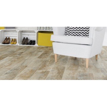 Vinilinės grindys ar laminatas: kuo skiriasi ir ką rinktis?